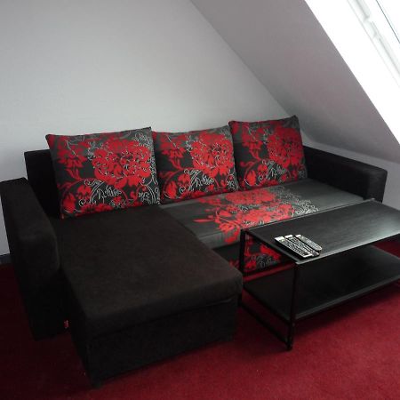 Ferienwohnung In Duesseldorf Hassel Exteriör bild