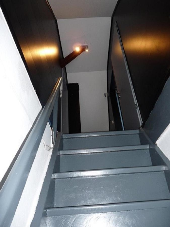 Ferienwohnung In Duesseldorf Hassel Exteriör bild